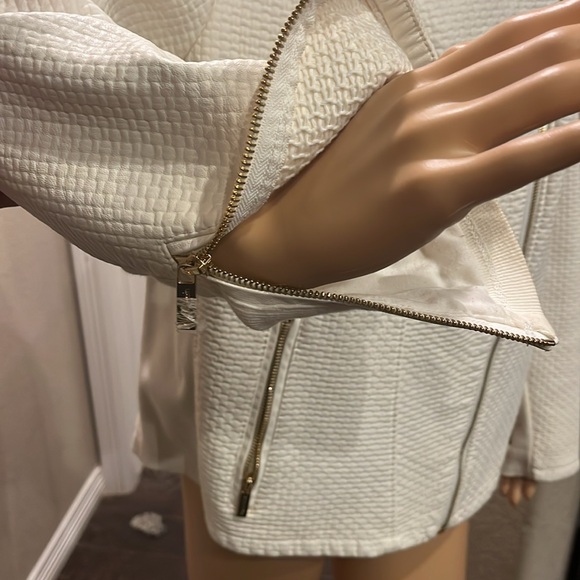 CALVIN KLEIN WHITE LEATHER JACKET SZ XL - Picture 4 of 14